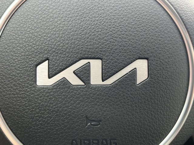 2026 Kia K5 LXS Image 27 of 31