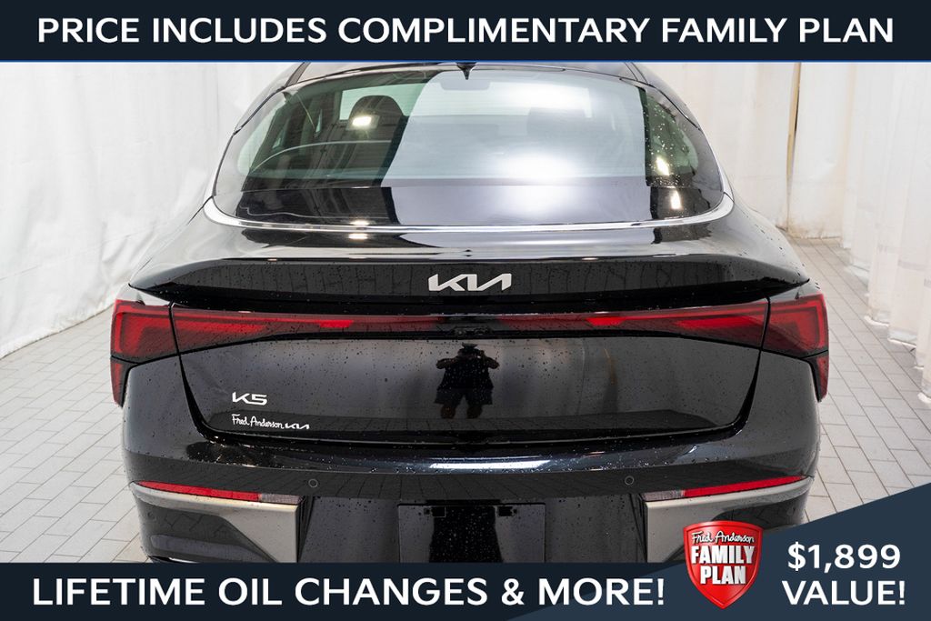 2026 Kia K5 LXS Image 3 of 19