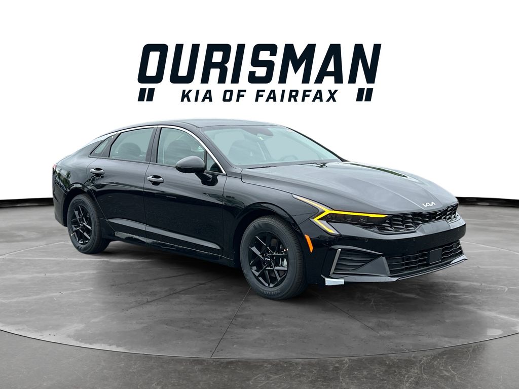 2026 Kia K5 LXS Image 2 of 27