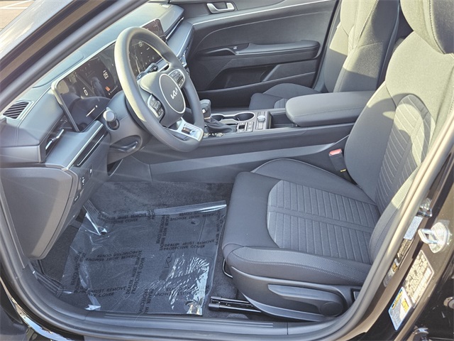 2026 Kia K5 LXS Image 11 of 22