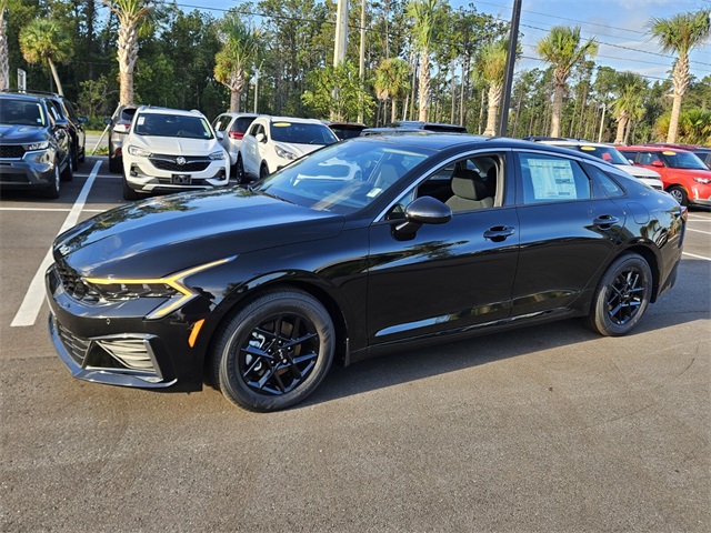 2026 Kia K5 LXS Image 1 of 22