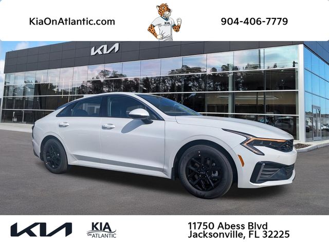 2026 Kia K5 LXS Image 3 of 32