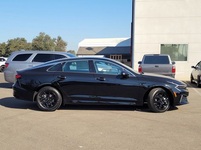 2026 Kia K5 LXS Image 3 of 18