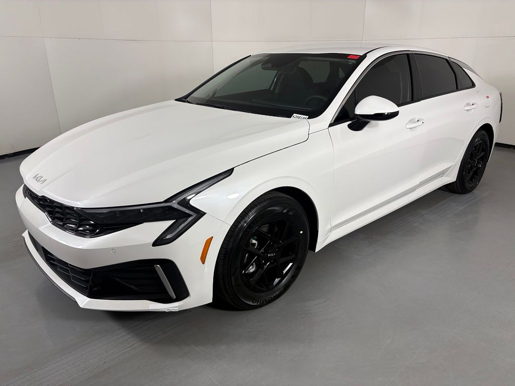 2026 Kia K5 LXS Image 1 of 42