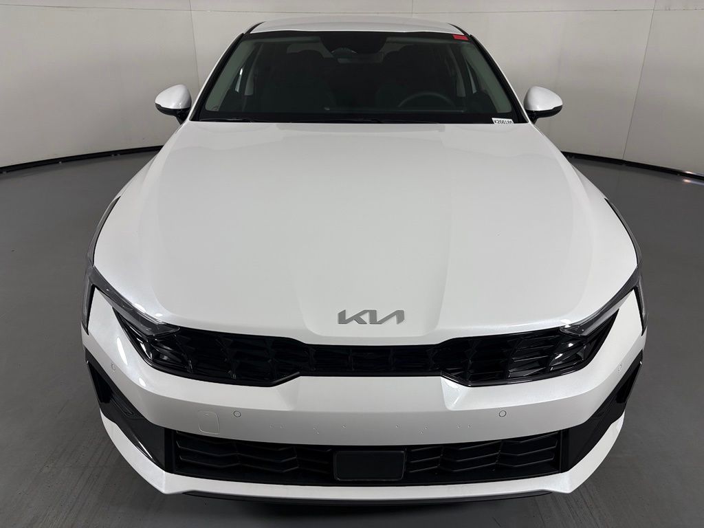 2026 Kia K5 LXS Image 2 of 42