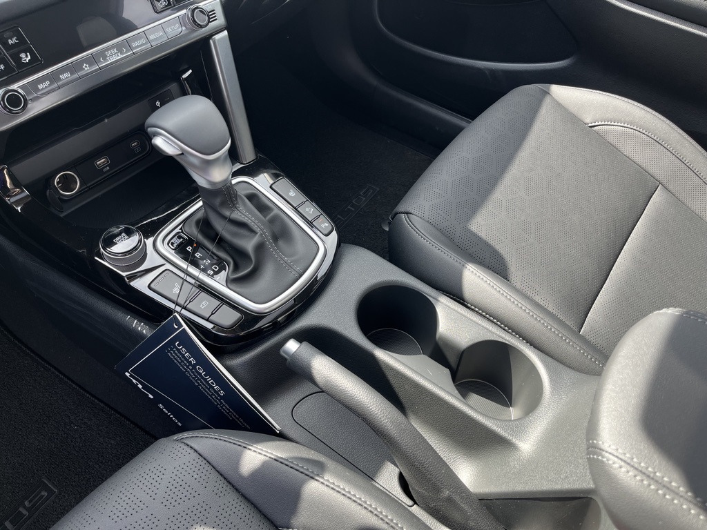 2026 Kia Seltos EX Image 25 of 32