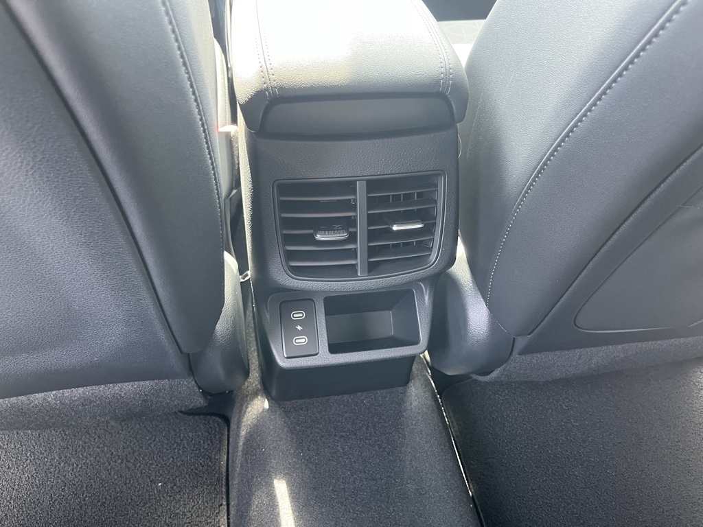 2026 Kia Seltos EX Image 27 of 32