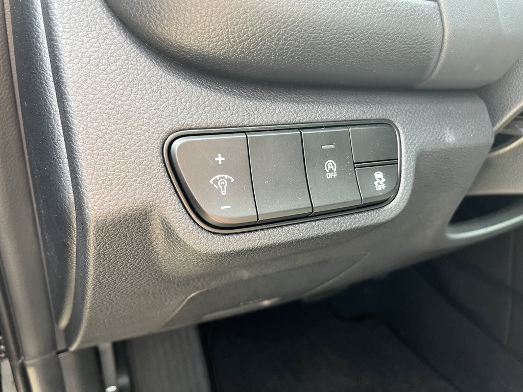 2026 Kia Seltos EX Image 29 of 32