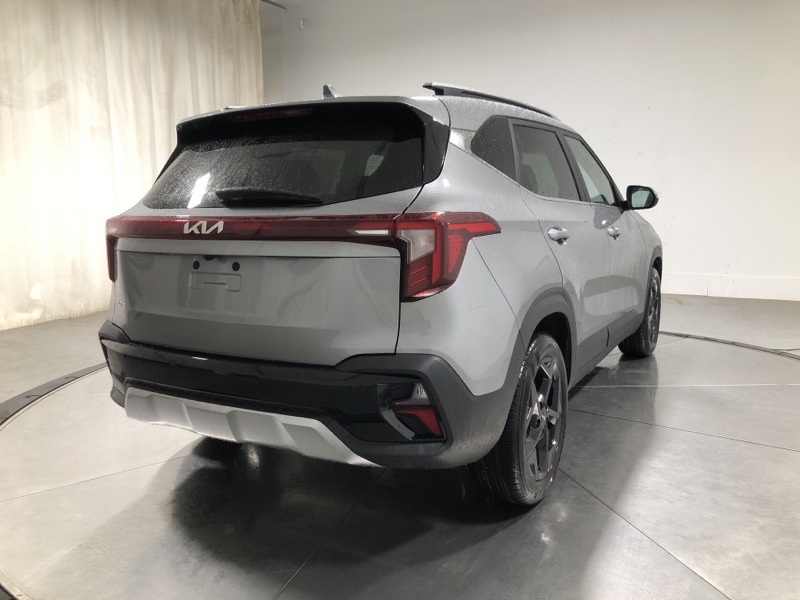 2026 Kia Seltos EX Image 5 of 35