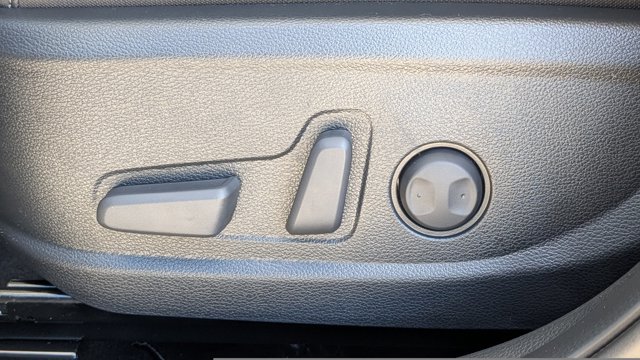 2026 Kia Seltos EX Image 33 of 36