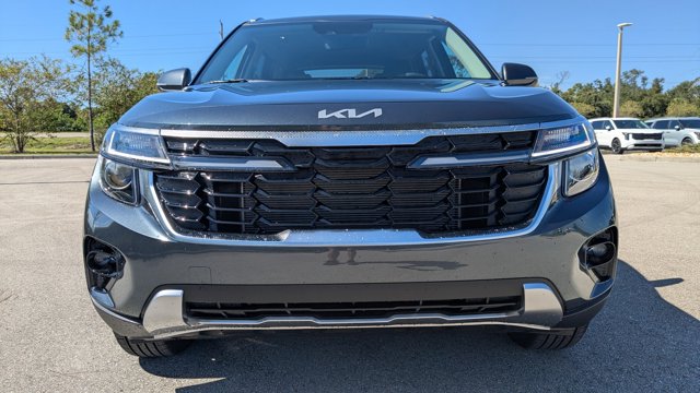 2026 Kia Seltos EX Image 4 of 36