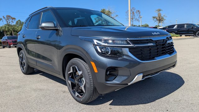 2026 Kia Seltos EX Image 5 of 36