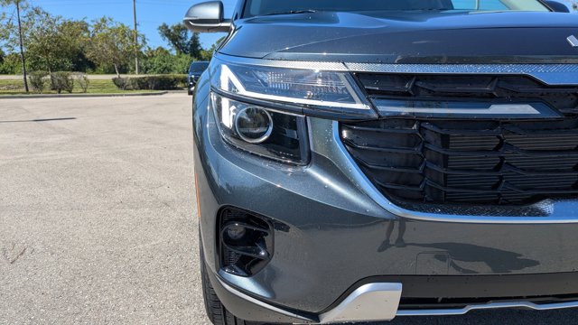 2026 Kia Seltos EX Image 35 of 36