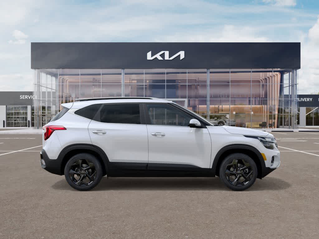 2026 Kia Seltos EX Image 5 of 27