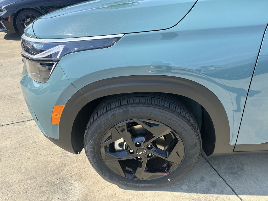 2026 Kia Seltos EX Image 10 of 26