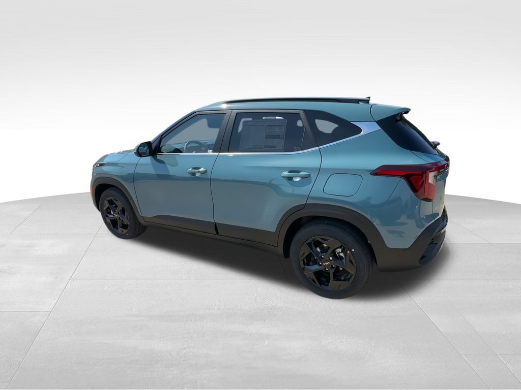 2026 Kia Seltos EX Image 8 of 26
