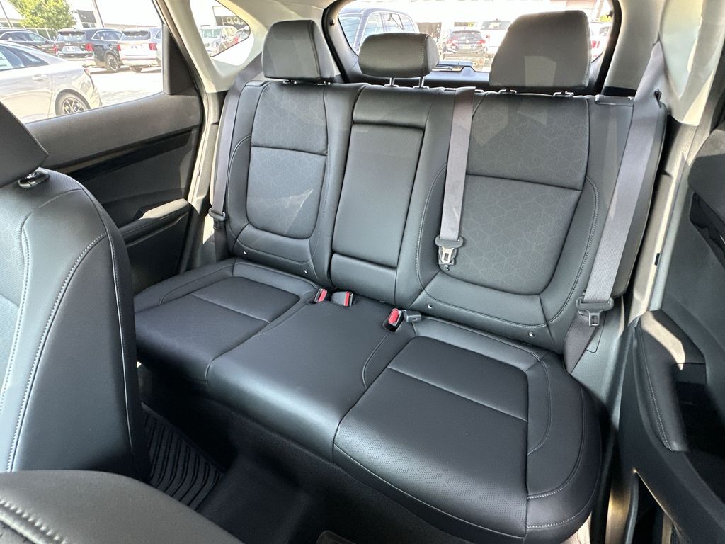 2026 Kia Seltos EX Image 13 of 26