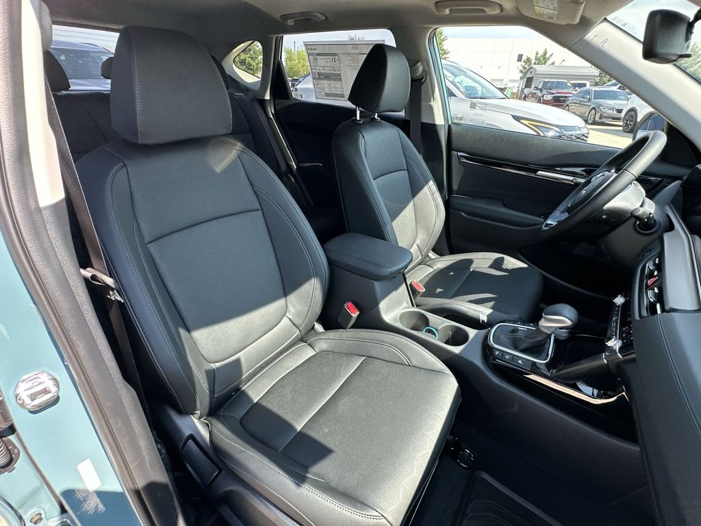 2026 Kia Seltos EX Image 12 of 26