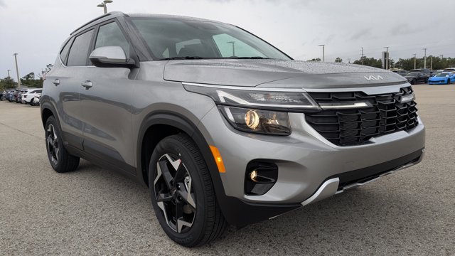 2026 Kia Seltos EX Image 5 of 36