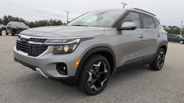 2026 Kia Seltos EX Image 1 of 36