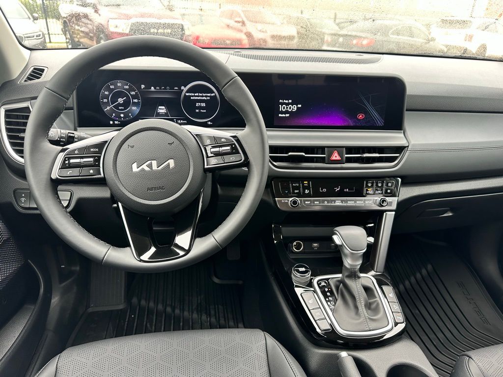 2026 Kia Seltos EX Image 12 of 25