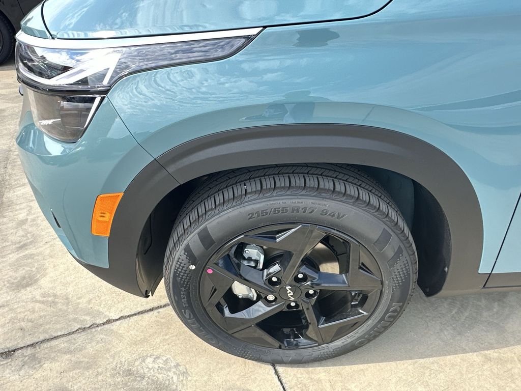 2026 Kia Seltos EX Image 9 of 25