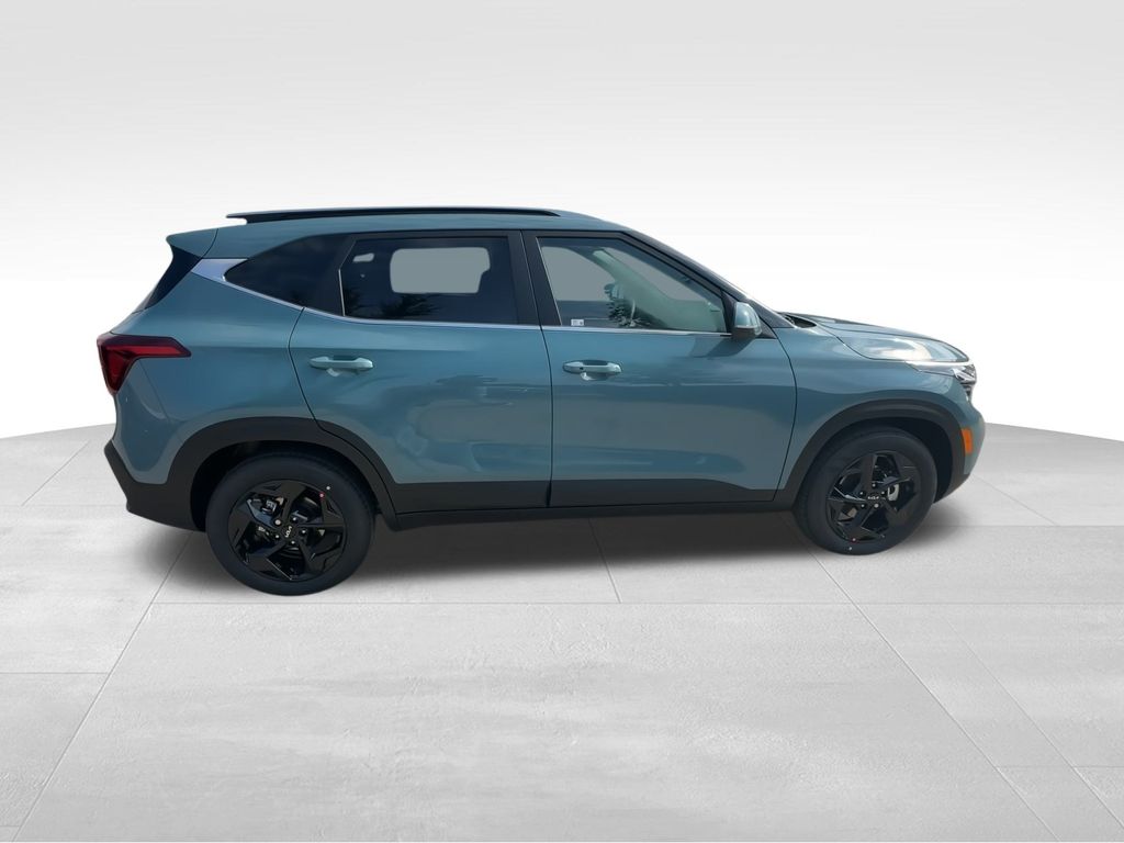 2026 Kia Seltos EX Image 4 of 25