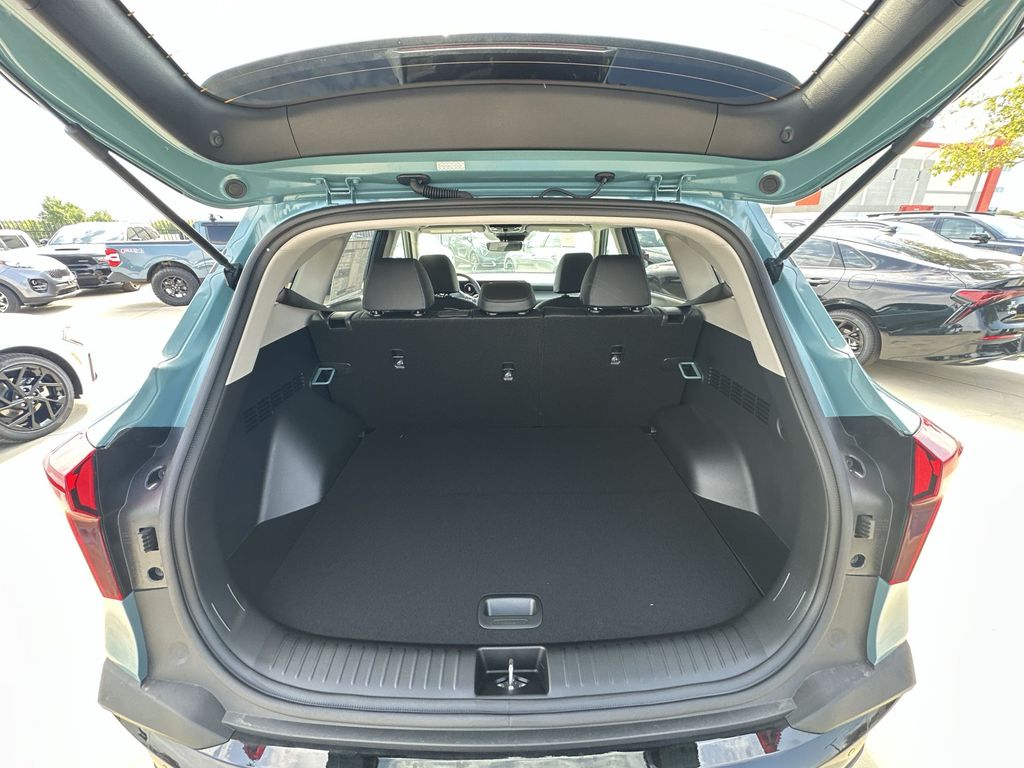 2026 Kia Seltos EX Image 10 of 25
