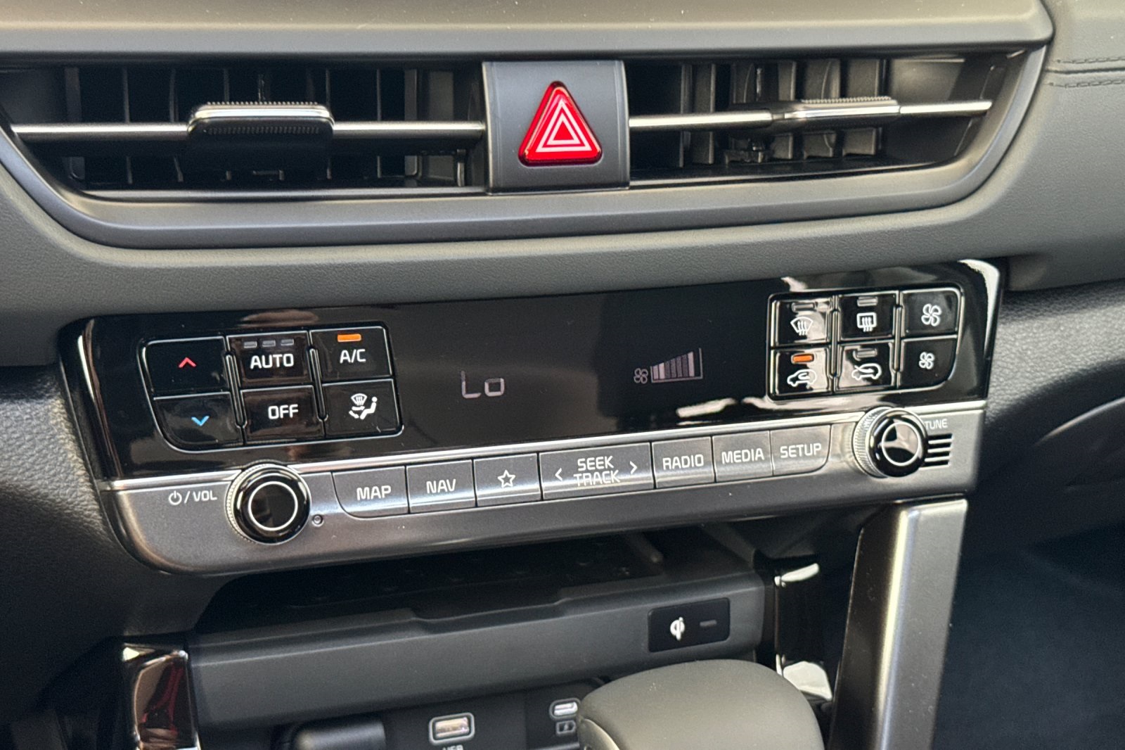 2026 Kia Seltos EX Image 18 of 24