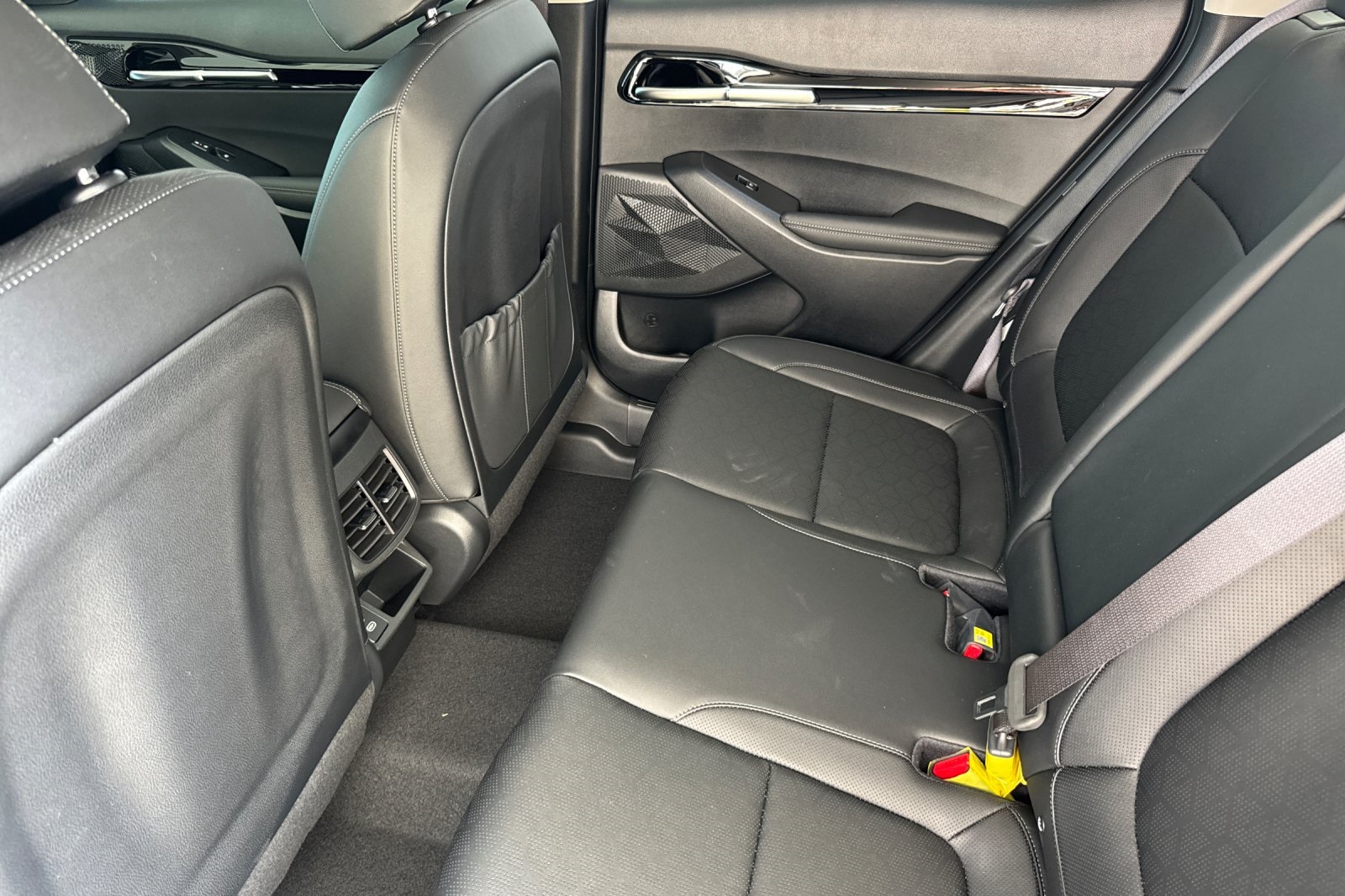 2026 Kia Seltos EX Image 7 of 24