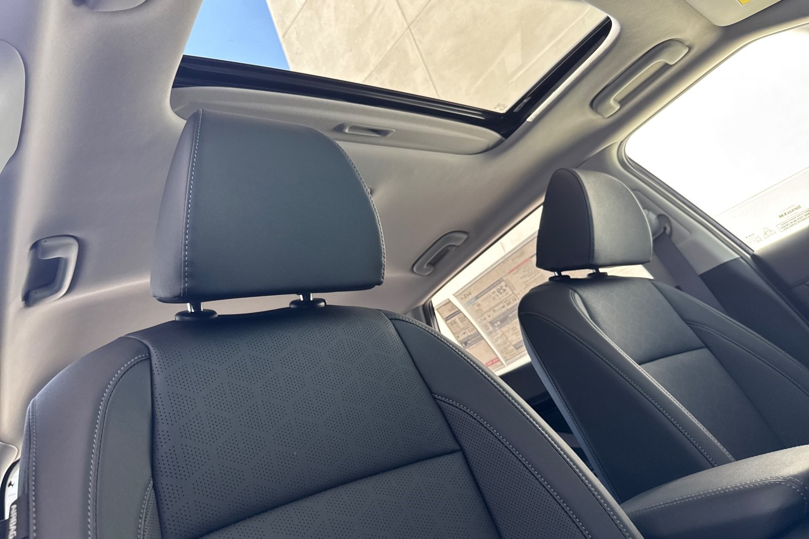 2026 Kia Seltos EX Image 6 of 24