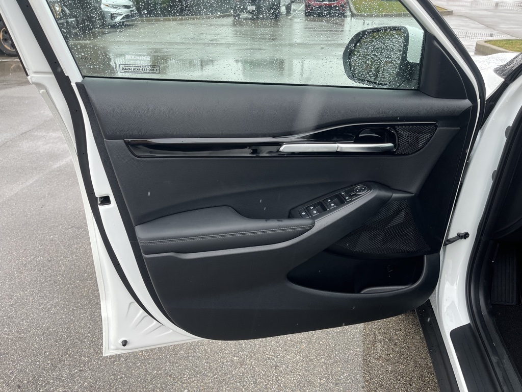 2026 Kia Seltos EX Image 25 of 32