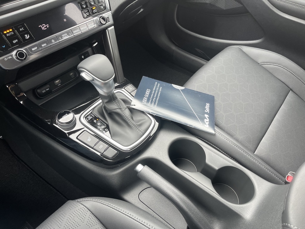 2026 Kia Seltos EX Image 24 of 32
