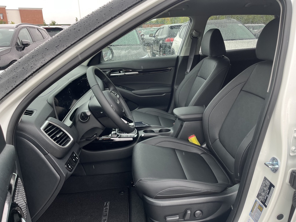 2026 Kia Seltos EX Image 12 of 32