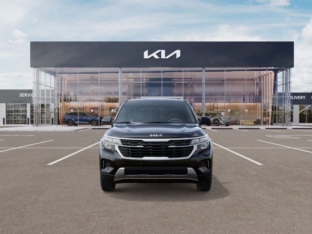 2026 Kia Seltos LX Image 3 of 27