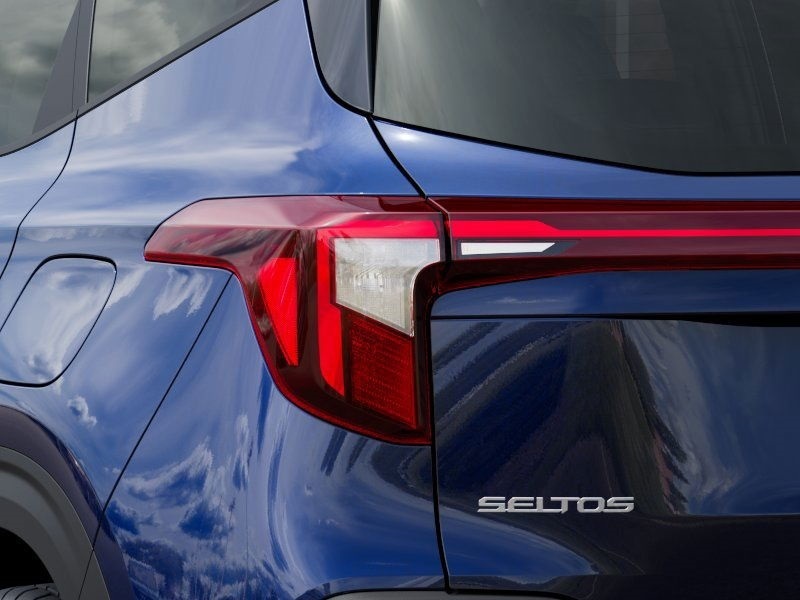 Vehicle image 25 of 27