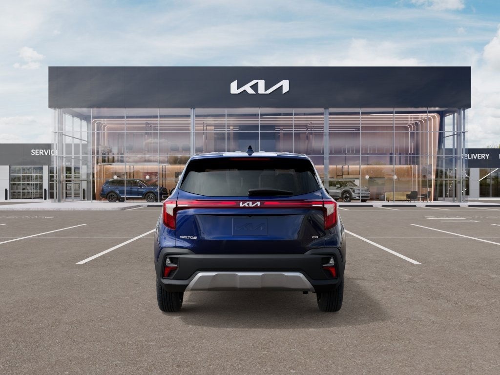 Vehicle image 7 of 27