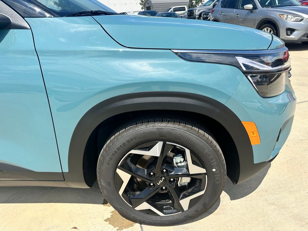 2026 Kia Seltos S Image 9 of 25