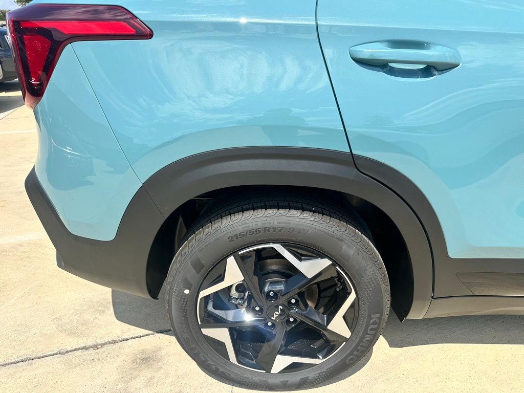 2026 Kia Seltos S Image 6 of 25