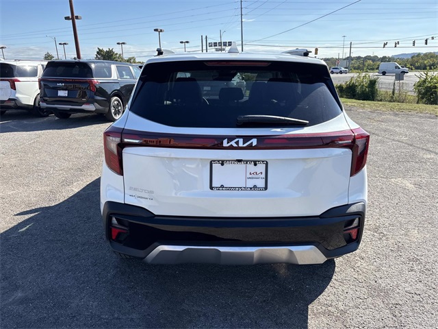 2026 Kia Seltos S Image 6 of 31
