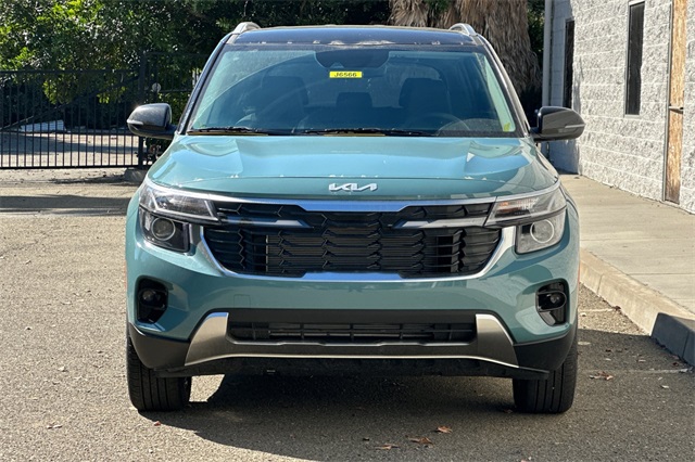 2026 Kia Seltos S Image 2 of 32