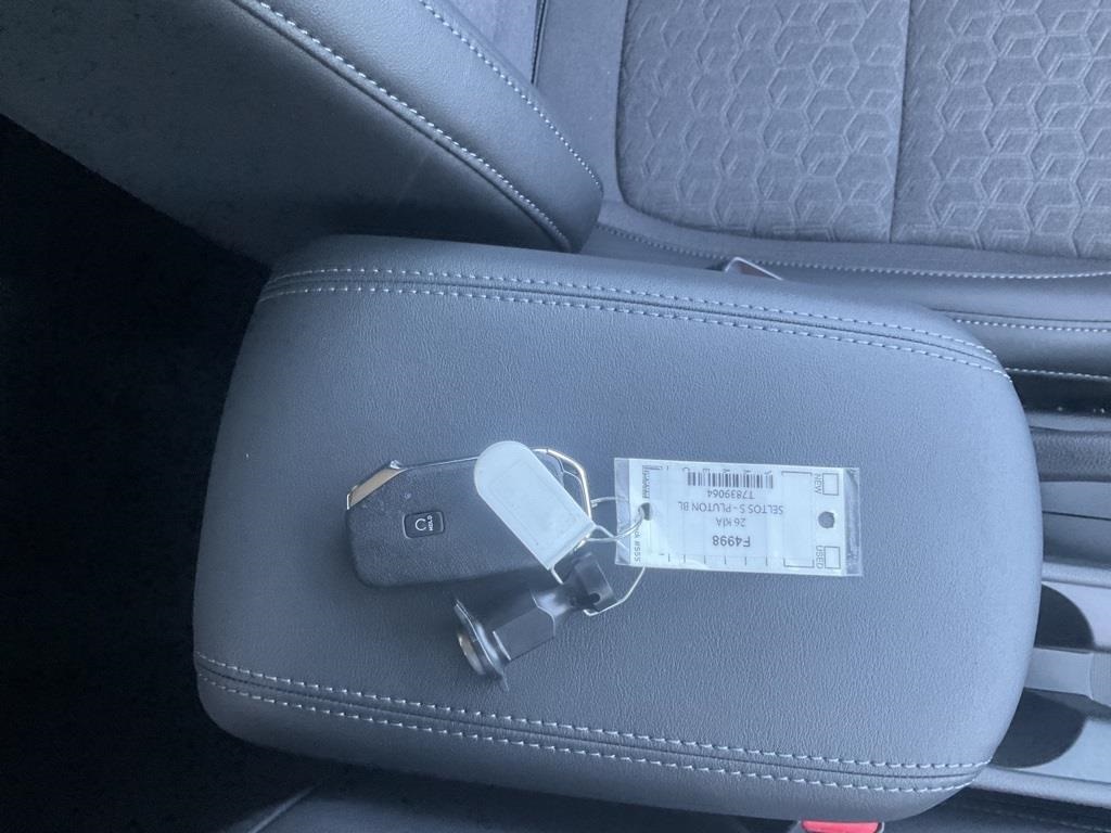 2026 Kia Seltos S Image 28 of 30