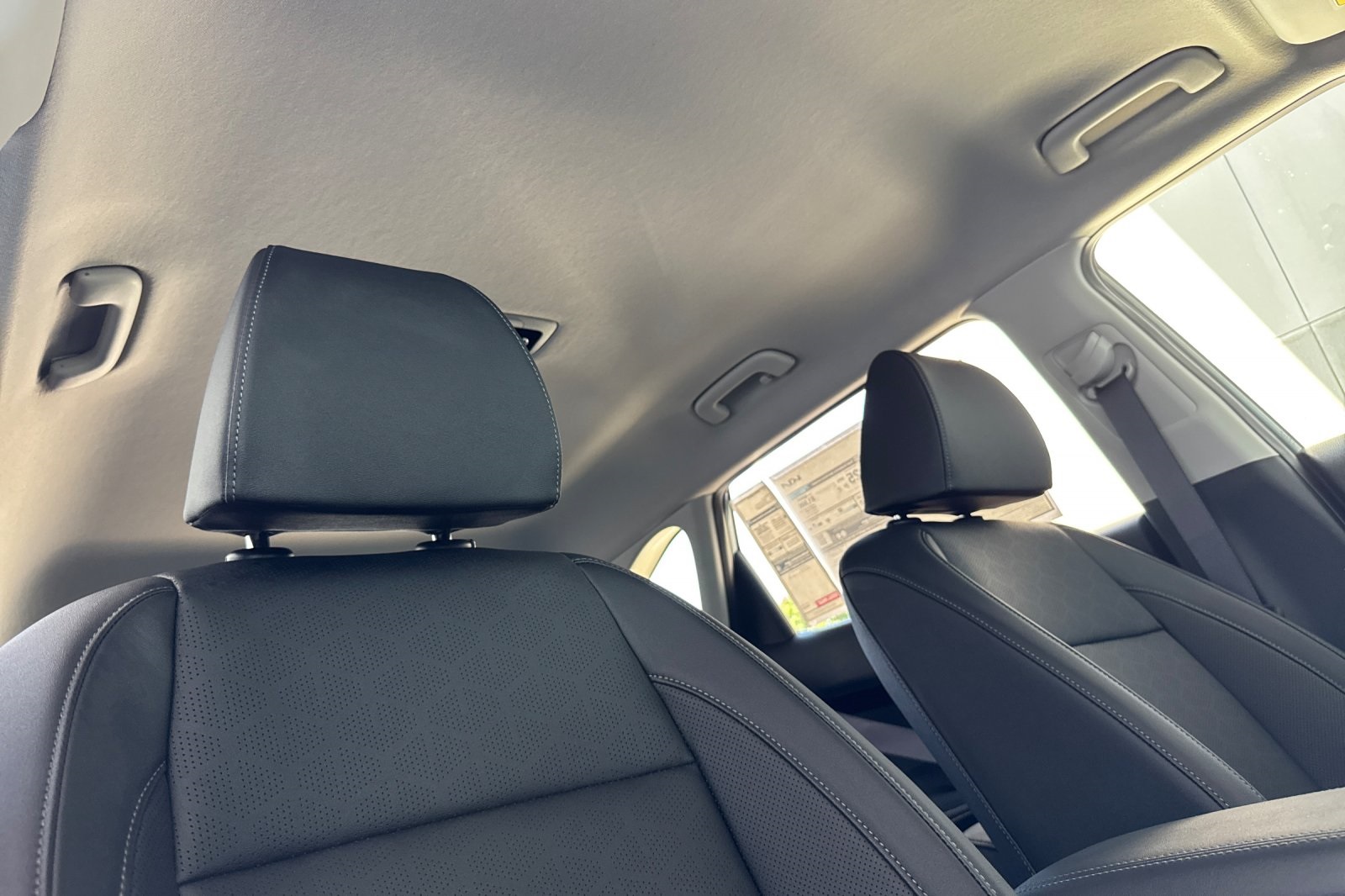 2026 Kia Seltos SX Image 8 of 24