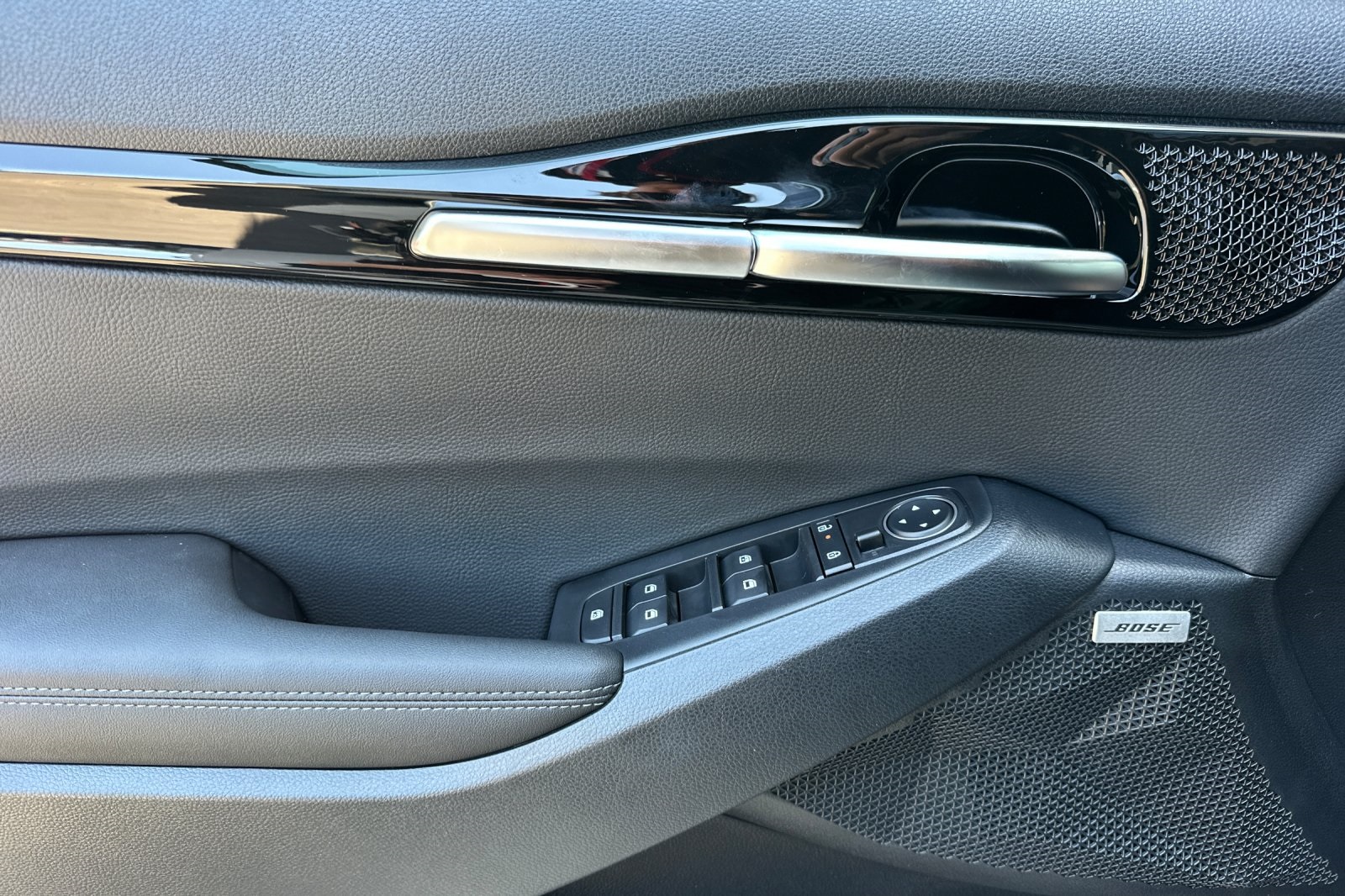 2026 Kia Seltos SX Image 17 of 22