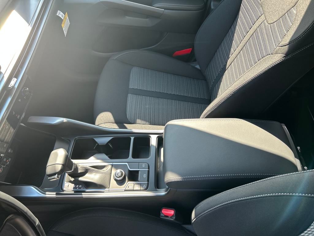 2026 Kia Sorento LX Image 32 of 32