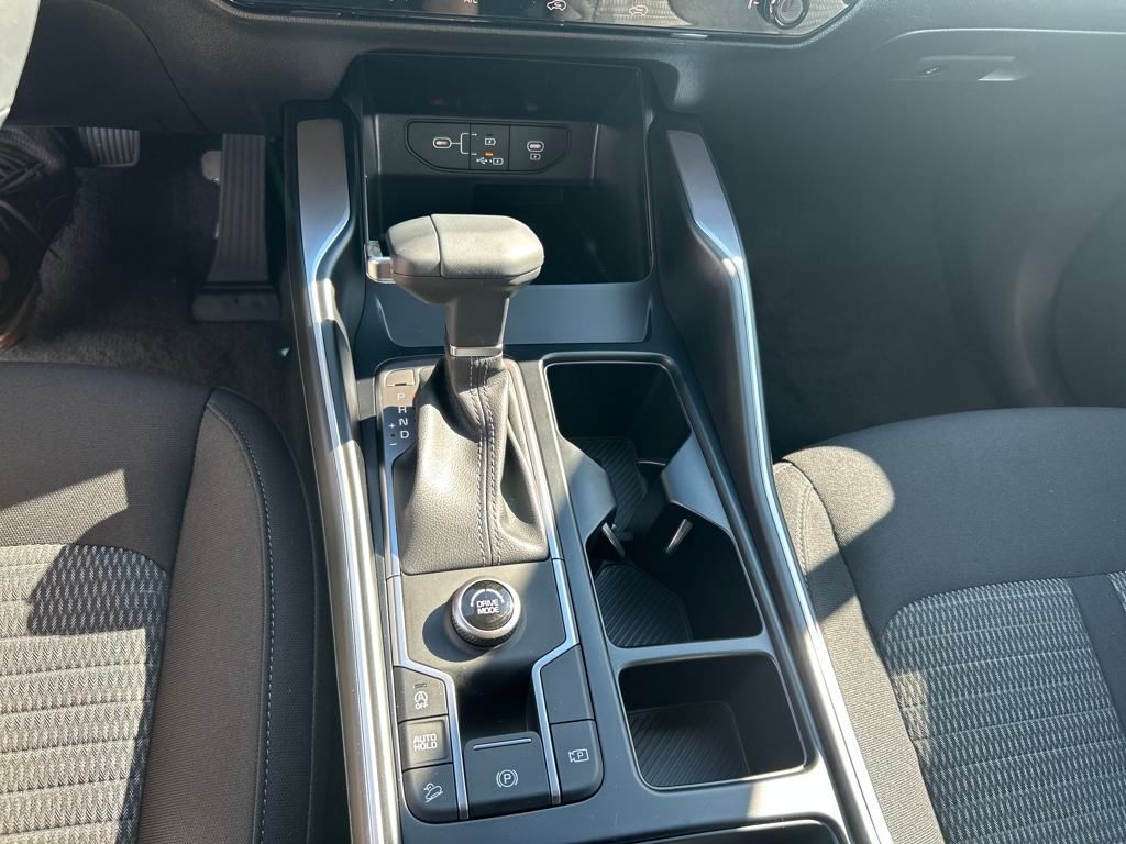 2026 Kia Sorento LX Image 21 of 32