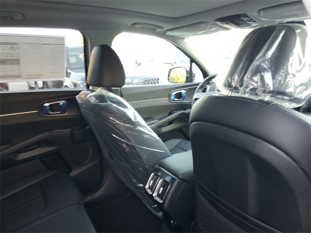 2026 Kia Sorento S Image 10 of 34