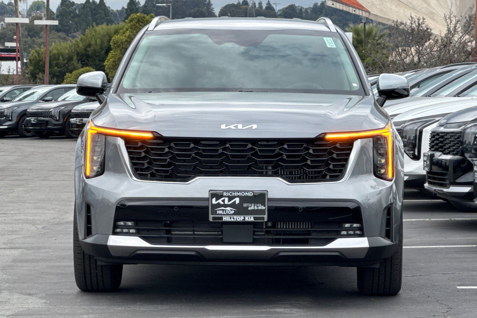 2026 Kia Sorento Hybrid EX Image 3 of 30