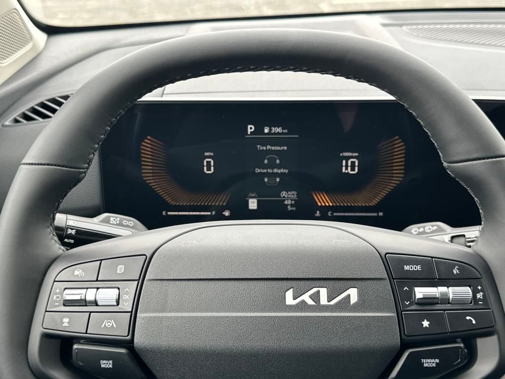 Vehicle image 19 of 35