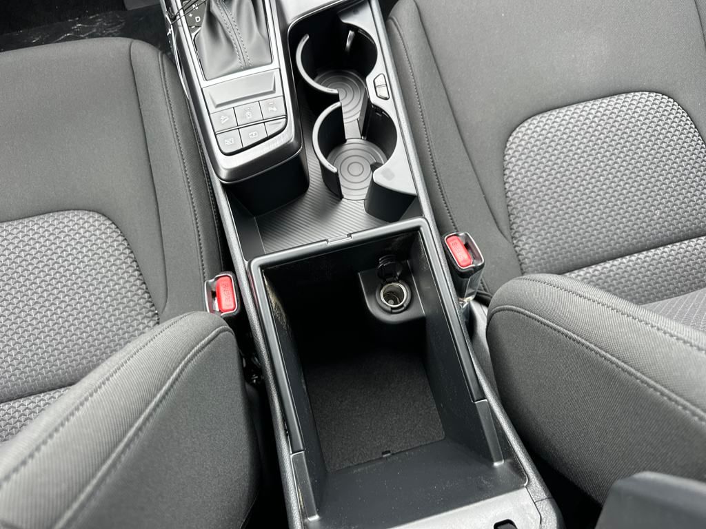 Vehicle image 29 of 35